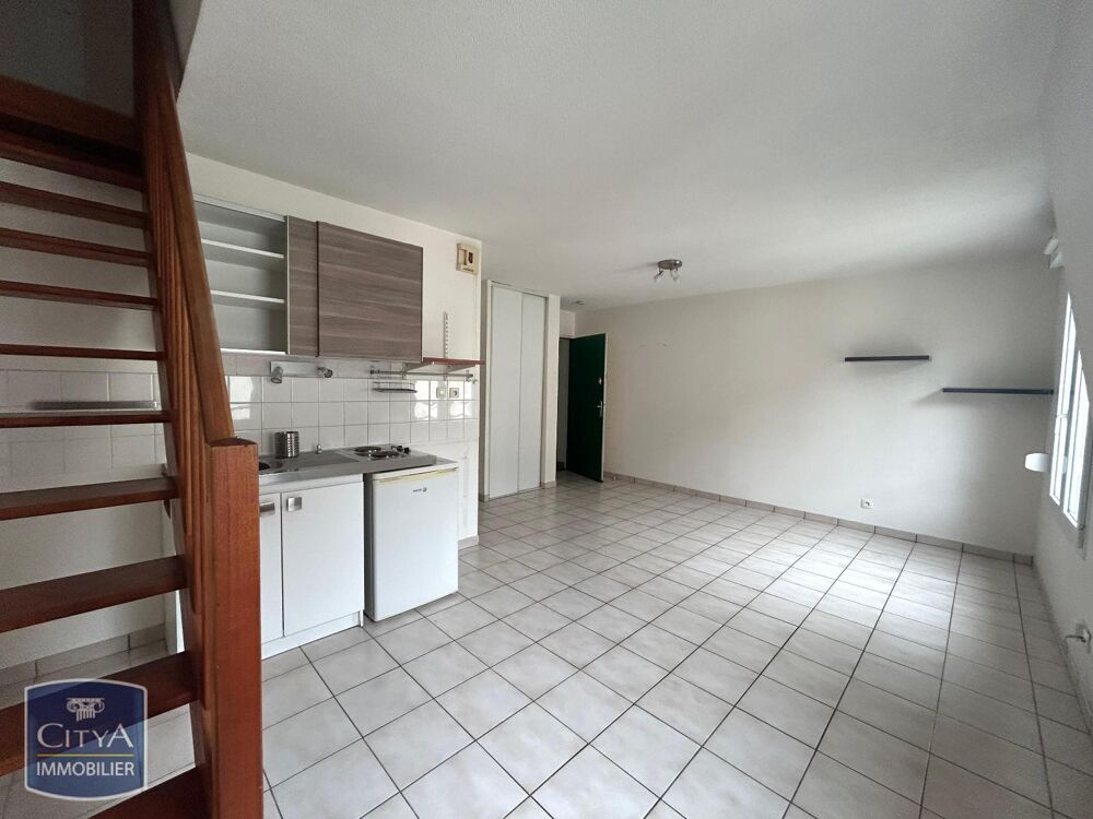 A LOUER : Rue Saint Georges. Appartement récent T2 situé....