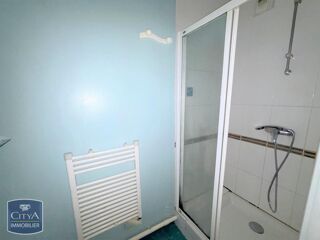  Appartement à louer 2 pièces 45 m²