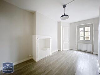  Appartement à louer 3 pièces 50 m²