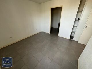  Appartement à louer 2 pièces 45 m²