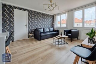  Appartement à louer 4 pièces 64 m²