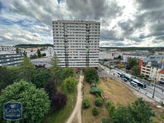  Appartement à louer 4 pièces 94 m²