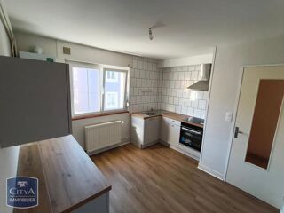 location Appartement - 3 pièce(s) - 76 m² Belfort (90000)