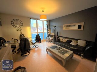  Appartement à louer 3 pièces 65 m²