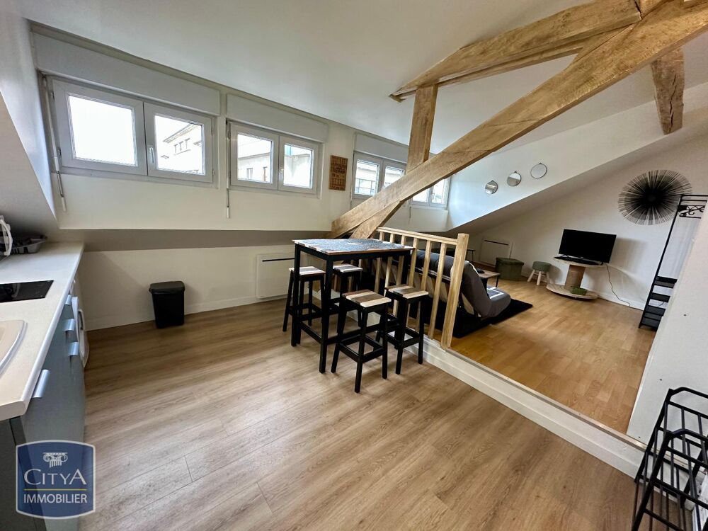 Situé dans un immeuble de standing un Appartement rénové....