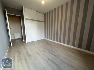  Appartement à louer 2 pièces 45 m²
