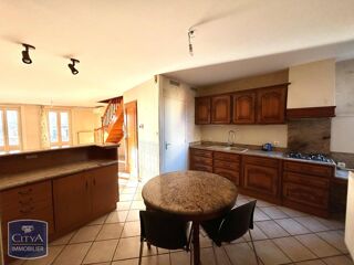  Appartement à louer 4 pièces 100 m²