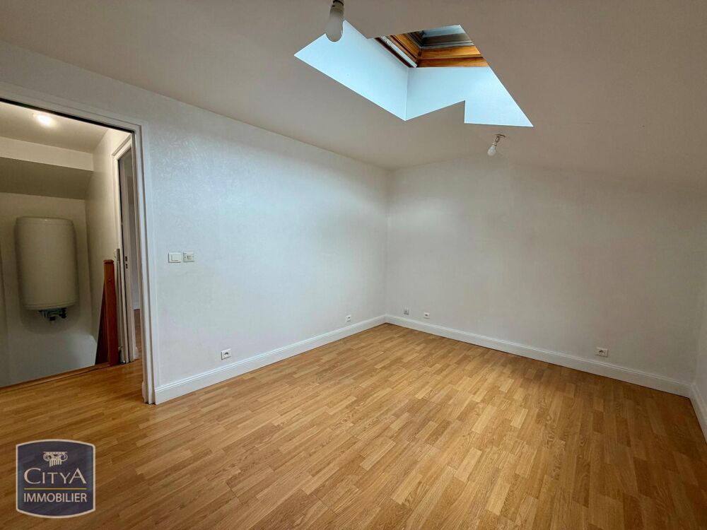 À LOUER : Découvrez cette charmante maison T3 située dan....