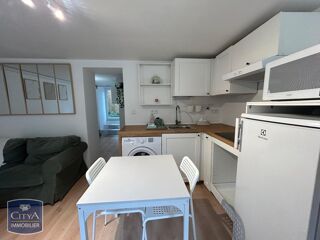  Appartement à louer 2 pièces 24 m²