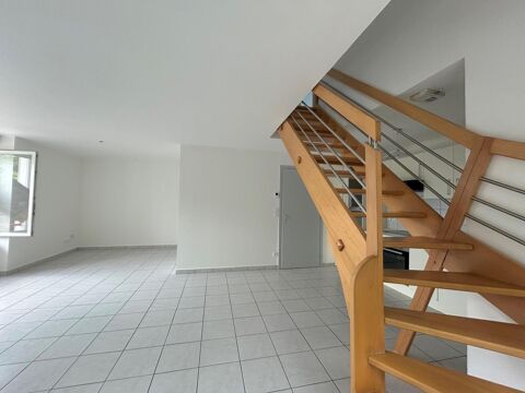  Appartement � louer 4 pi�ces 74 m�