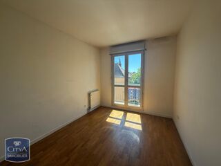  Appartement à louer 3 pièces 72 m²