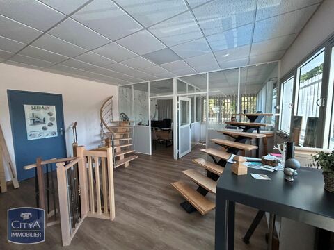 &Agrave; LOUER : Local commercial situ&eacute; &agrave; Chinon, dans le d&eacute;... 3200 37500 Chinon