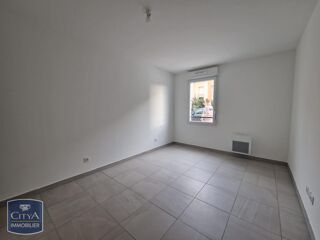  Appartement à louer 3 pièces 62 m²