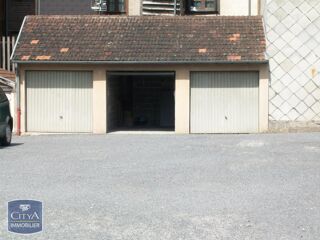  Parking / Garage à louer 