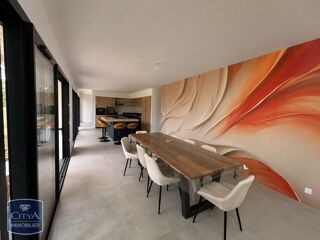  Maison à louer 5 pièces 218 m²