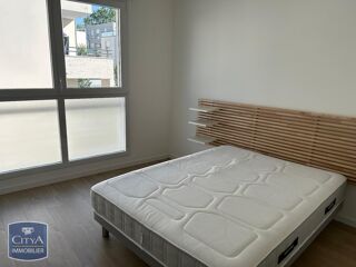  Appartement à louer 2 pièces 44 m²