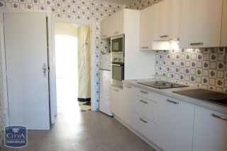  Appartement à louer 3 pièces 101 m²