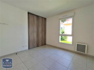  Appartement à louer 3 pièces 61 m²