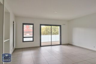  Appartement à louer 3 pièces 67 m²