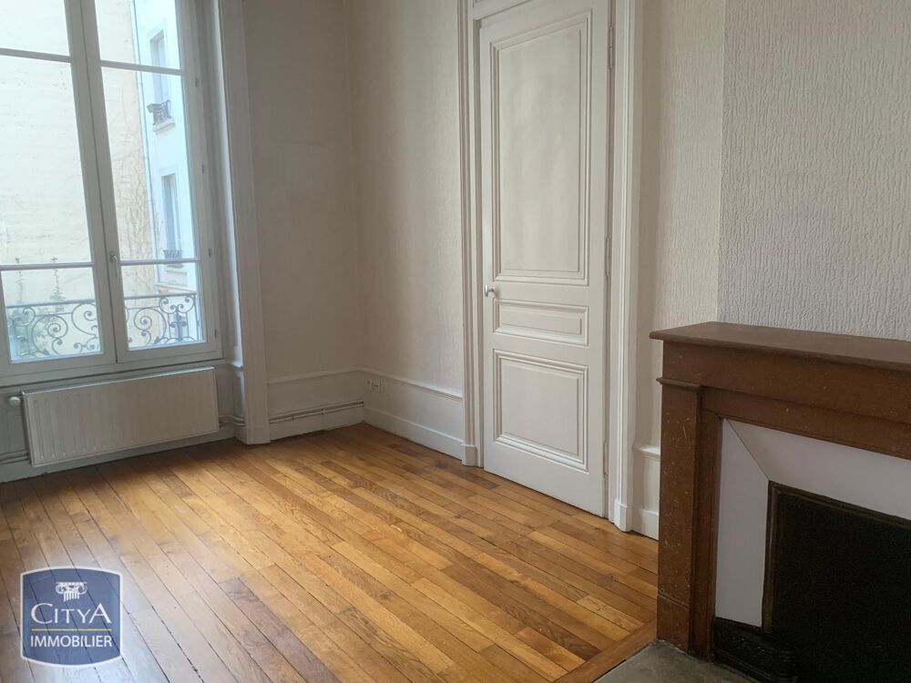 location Appartement - 4 pièce(s) - 89 m² Lyon 7