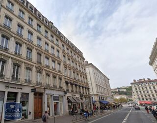  Appartement à louer 3 pièces 87 m²