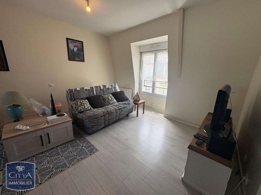 Gare Nord - À LOUER : Appartement T1 situé au coeur du ce....