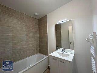  Maison à louer 3 pièces 65 m²