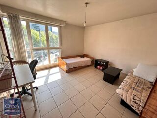  Appartement à louer 1 pièce 34 m²