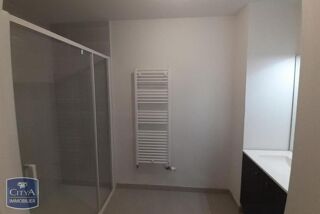  Appartement à louer 2 pièces 44 m²
