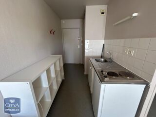  Appartement à louer 1 pièce 20 m²