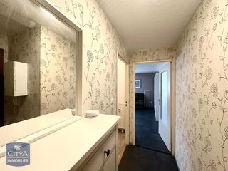 Appartement à louer 2 pièces 44 m²