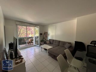  Appartement à louer 2 pièces 45 m²