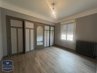  Appartement à louer 2 pièces 57 m²