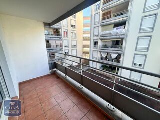  Appartement à louer 1 pièce 25 m²