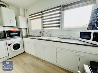  Appartement à louer 3 pièces 64 m²