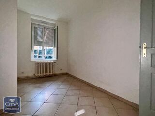  Appartement à louer 3 pièces 75 m²
