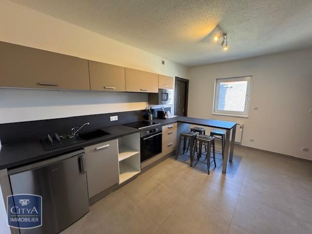 À LOUER : Appartement rénové T2 à Saint Genis Pouilly, s....