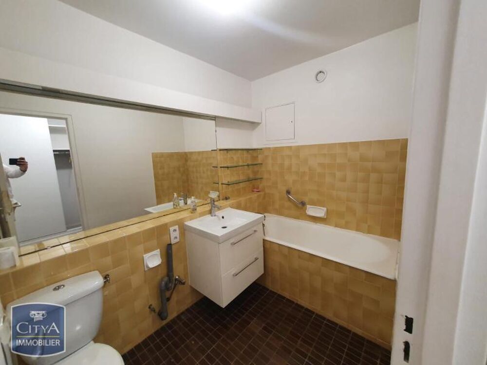 location Appartement - 1 pièce(s) - 38 m² Paris 19