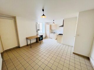  Appartement à louer 3 pièces 51 m²