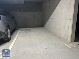  Parking / Garage à louer  Epron