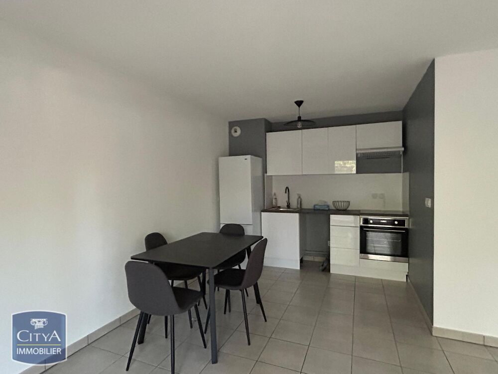 location Appartement - 2 pièce(s) - 46 m² Ville-la-Grand (74100)