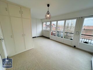  Appartement à louer 1 pièce 28 m²