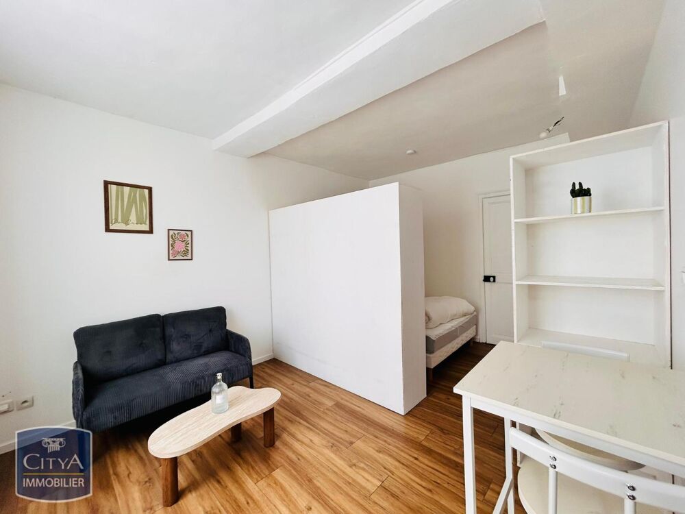 À LOUER : Découvrez ce charmant studio meublé, idéalemen....