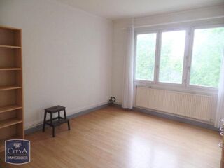  Appartement à louer 3 pièces 65 m²