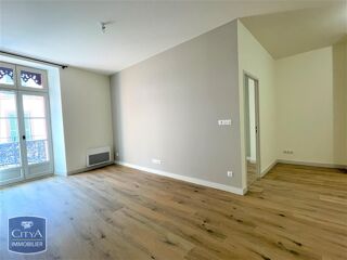  Appartement à louer 2 pièces 53 m²