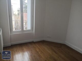  Appartement à louer 2 pièces 31 m²