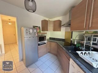  Appartement à louer 2 pièces 53 m²