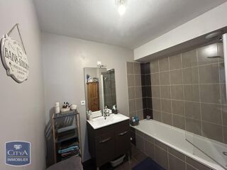  Appartement à louer 3 pièces 58 m²