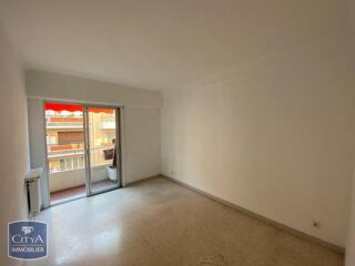  Appartement à louer 3 pièces 64 m²