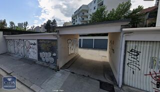  Parking / Garage à louer 